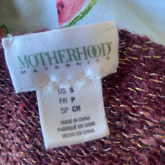 ⭐ 3/$15 Motherhood Maternity Small Purple Red Gold Loose Knit Sweater - Picture 6 of 9